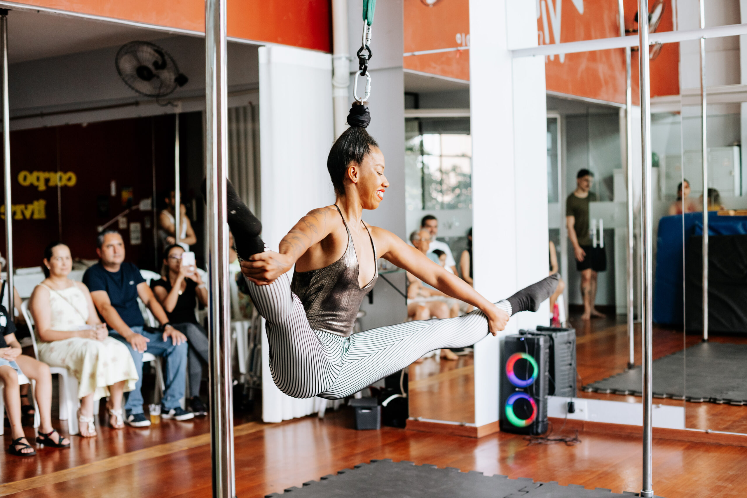 pole dance